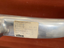 Lade das Bild in den Galerie-Viewer, Charles Stuhl