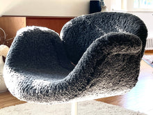 Lade das Bild in den Galerie-Viewer, Tula Drehsessel