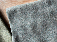 Lade das Bild in den Galerie-Viewer, Alpana Alpakadecke