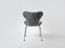 Lade das Bild in den Galerie-Viewer, Sven Stuhl