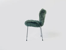 Lade das Bild in den Galerie-Viewer, Sven Stuhl